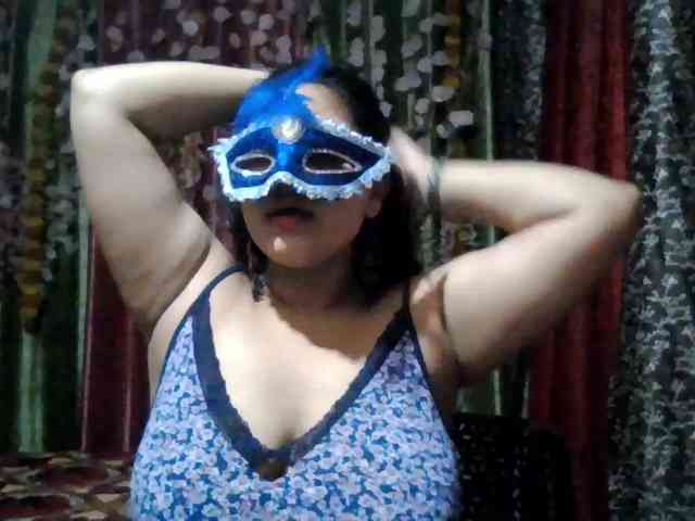 Naughtyladki webcam