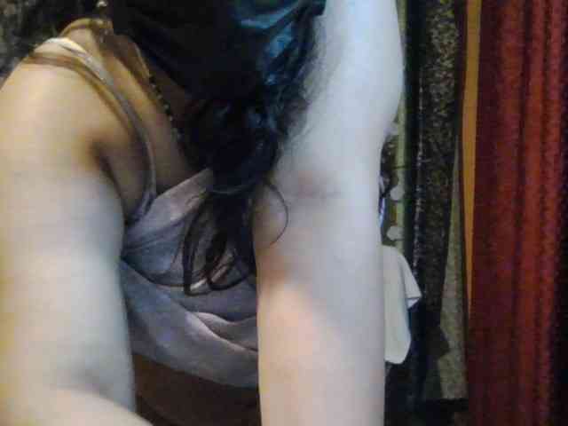 Naughtyladki webcam