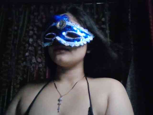 Naughtyladki webcam
