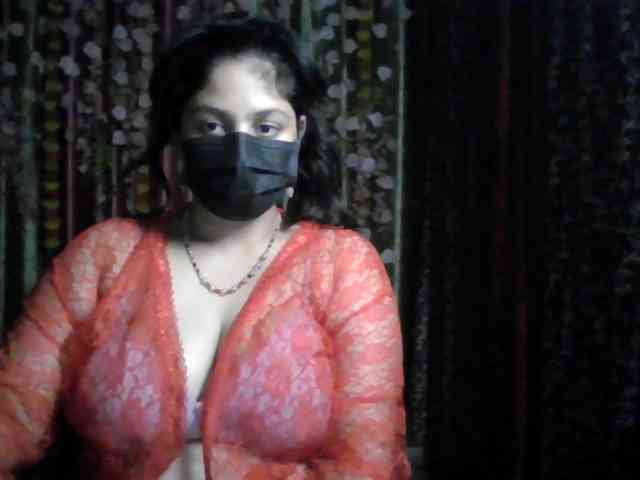 Naughtyladki webcam