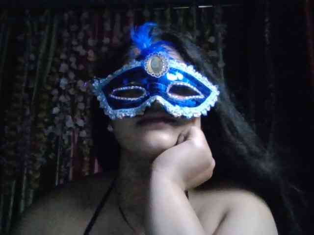 Naughtyladki webcam
