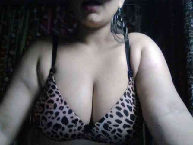 Naughtyladki webcam