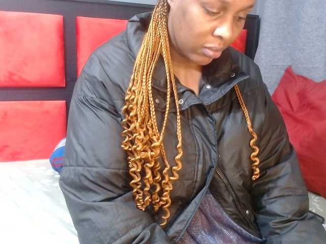 vicky94x Live Cam on BongaCams