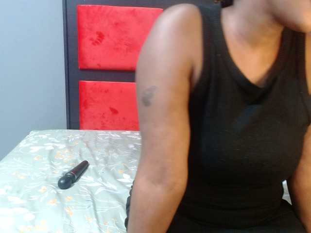 vicky94x's BongaCams show and profile