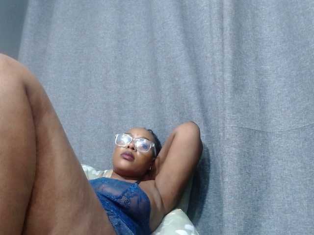 vicky94x live cam on BongaCams