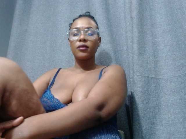 vicky94x live webcam show