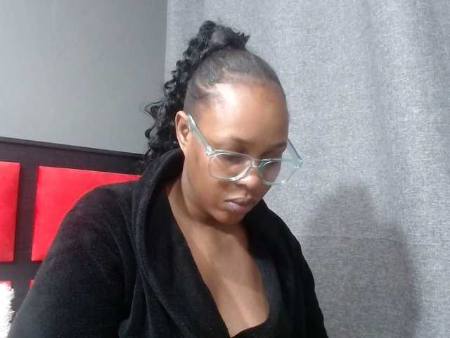 vicky94x live webcam show