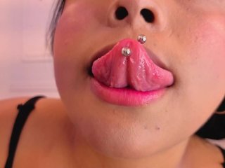 Daisy-Price Porn Show