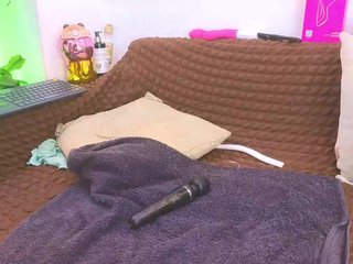 Daisy-Price Porn Show