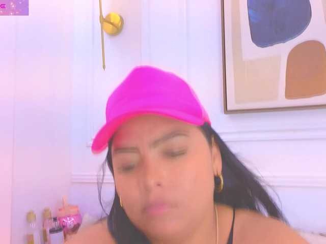 Daisy-Price live cam on BongaCams