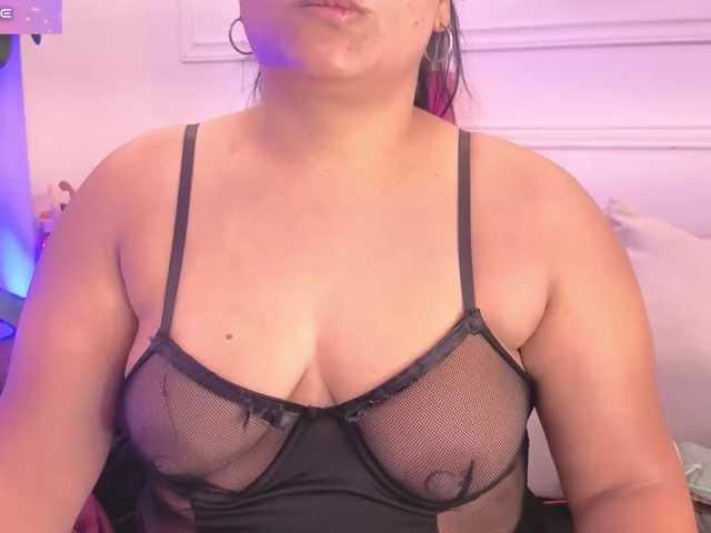 Daisy-Price live cam on BongaCams