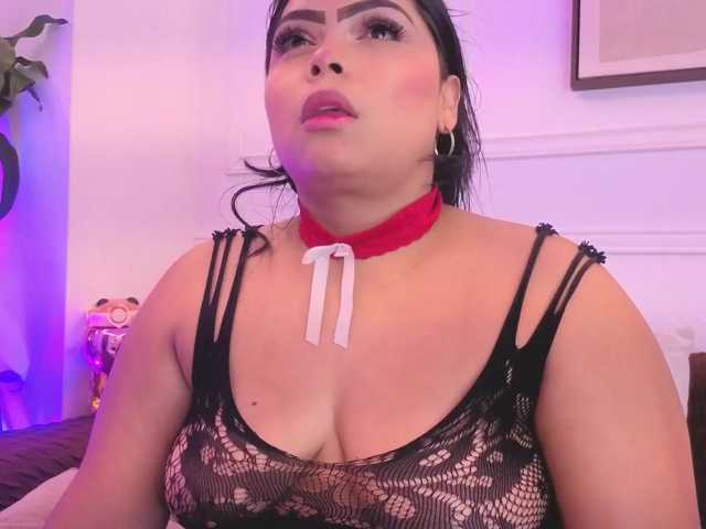 Daisy-Price, en directo ahora en BongaCams