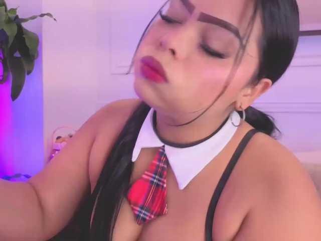 Daisy-Price live cam on BongaCams