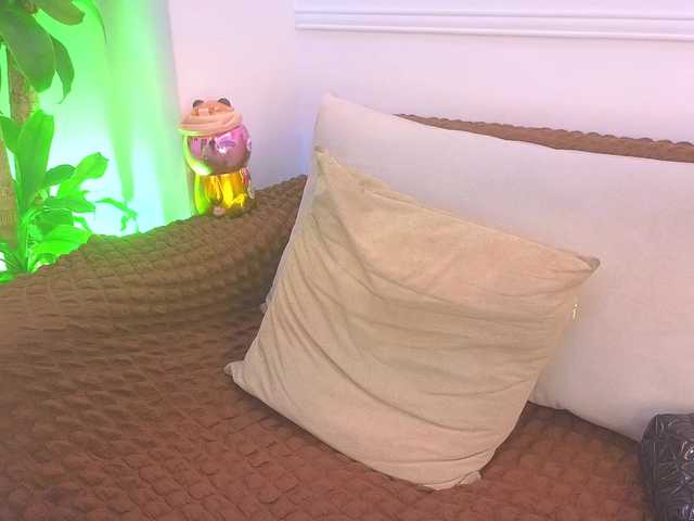 Daisy-Price live cam on BongaCams