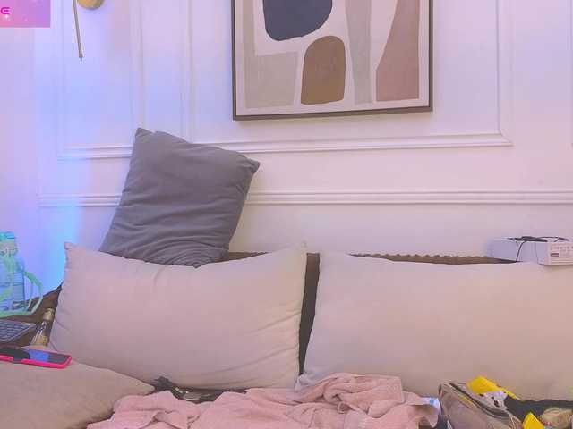 Daisy-Price's BongaCams show and profile