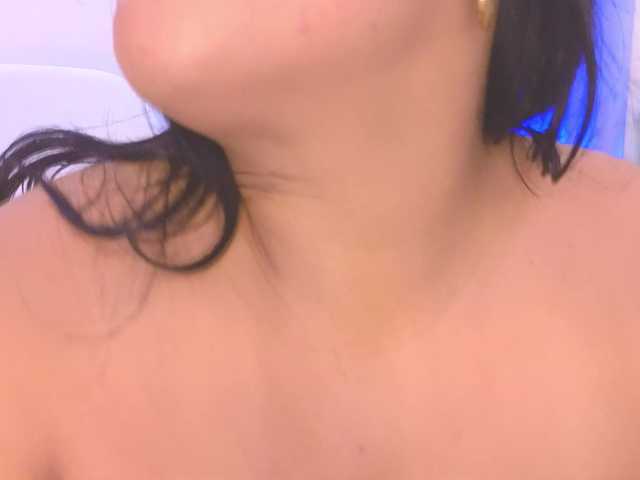 Daisy-Price live cam on BongaCams