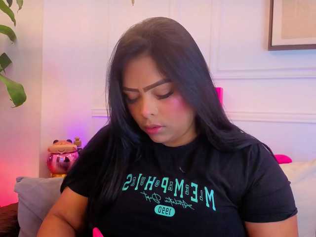 Daisy-Price live cam on BongaCams