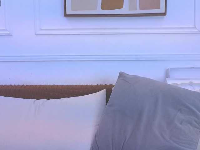 Daisy-Price's BongaCams show and profile