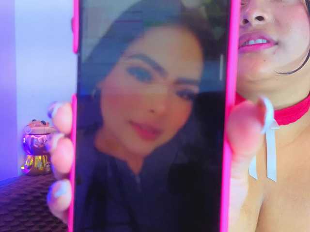 Daisy-Price live cam on BongaCams