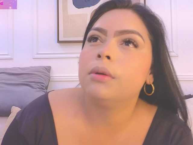 Daisy-Price's BongaCams show and profile