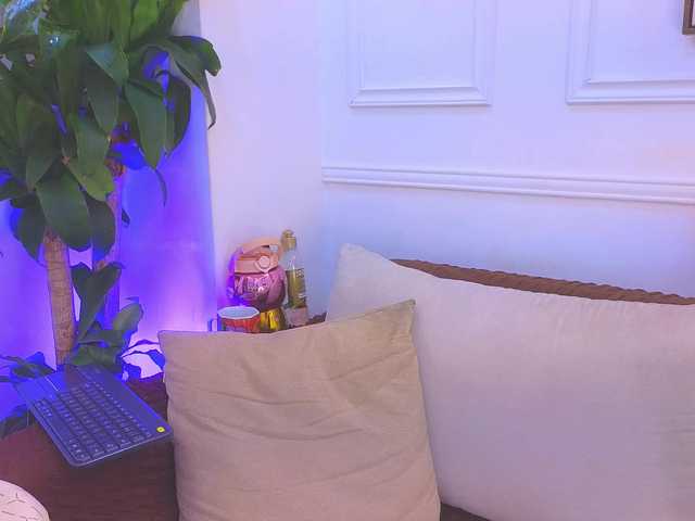 Daisy-Price live cam on BongaCams