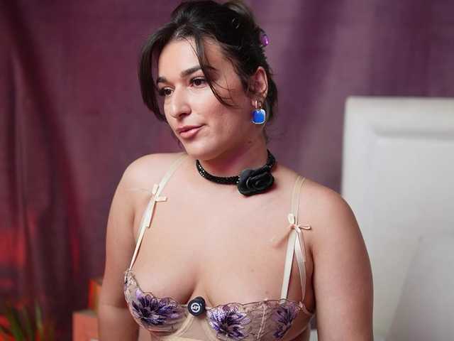 EmmaDallas live cam on BongaCams