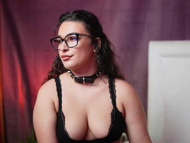 EmmaDallas live cam on BongaCams