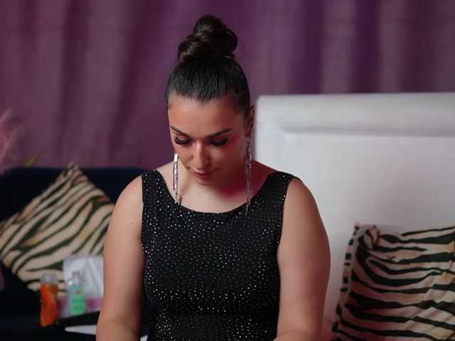 EmmaDallas live cam on BongaCams