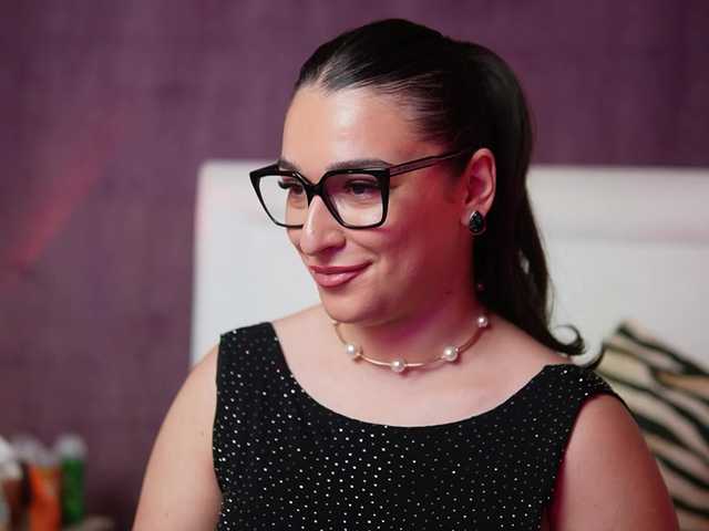 EmmaDallas live cam on BongaCams