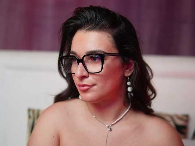 EmmaDallas live webcam show