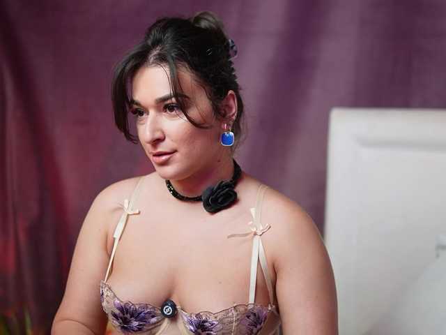 EmmaDallas live cam on BongaCams