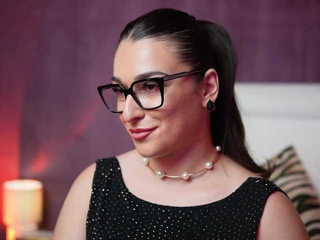 EmmaDallas live cam on BongaCams