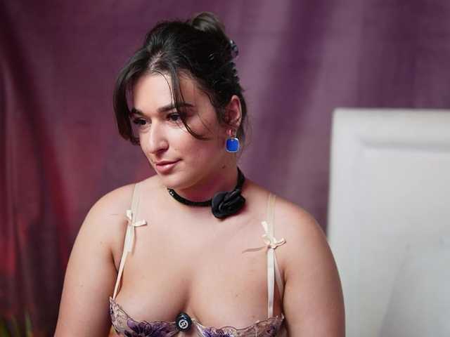 EmmaDallas live cam on BongaCams