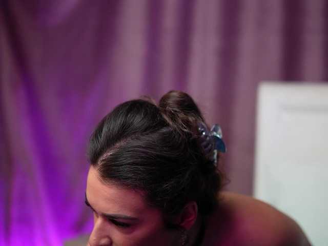 EmmaDallas live cam on BongaCams