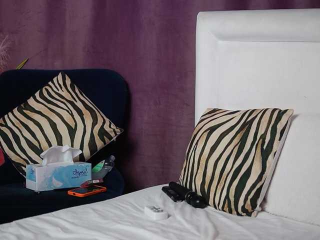 EmmaDallas live cam on BongaCams