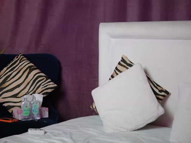 EmmaDallas live cam on BongaCams