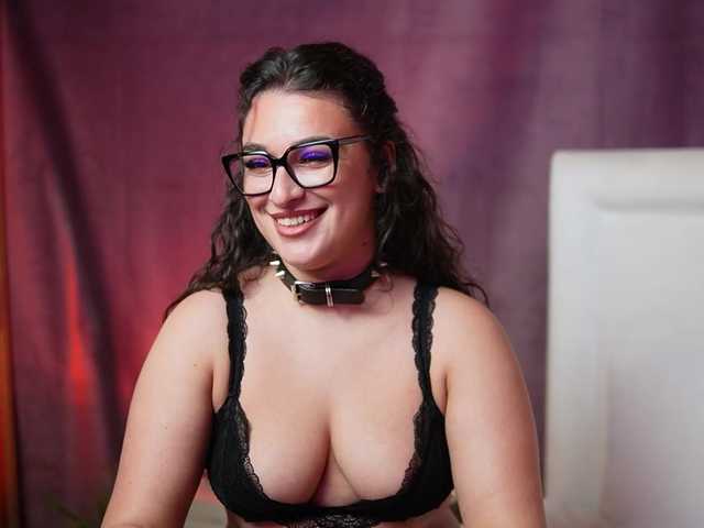 EmmaDallas live cam on BongaCams