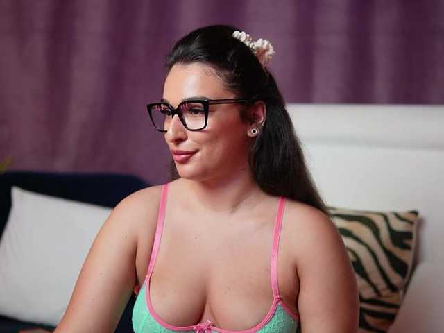 EmmaDallas live cam on BongaCams