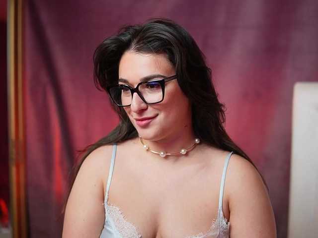 EmmaDallas live webcam show