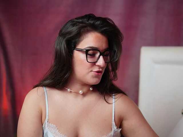 EmmaDallas live cam on BongaCams