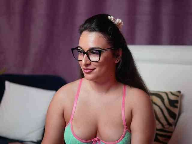 Model: EmmaDallas
