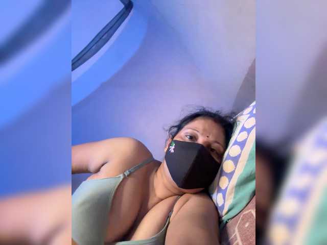 Raniji live cam on BongaCams