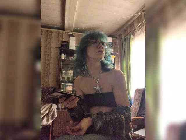 sexyalienka webcam