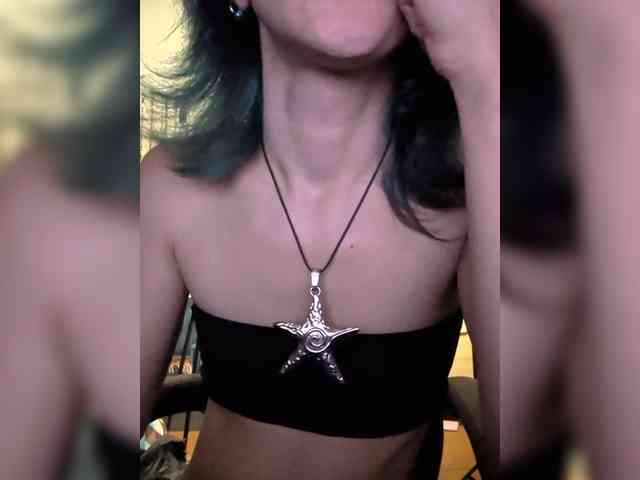 sexyalienka webcam