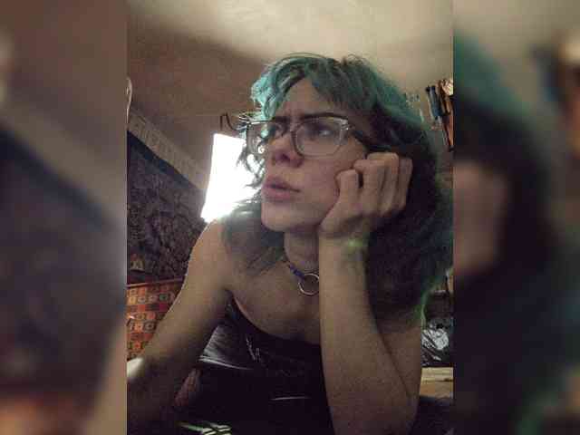 sexyalienka webcam