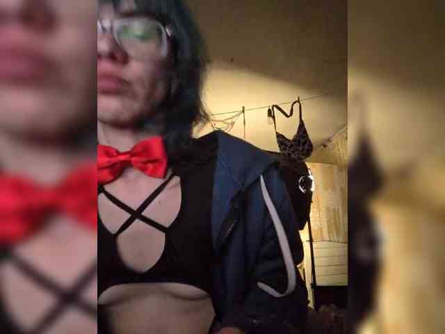 sexyalienka webcam