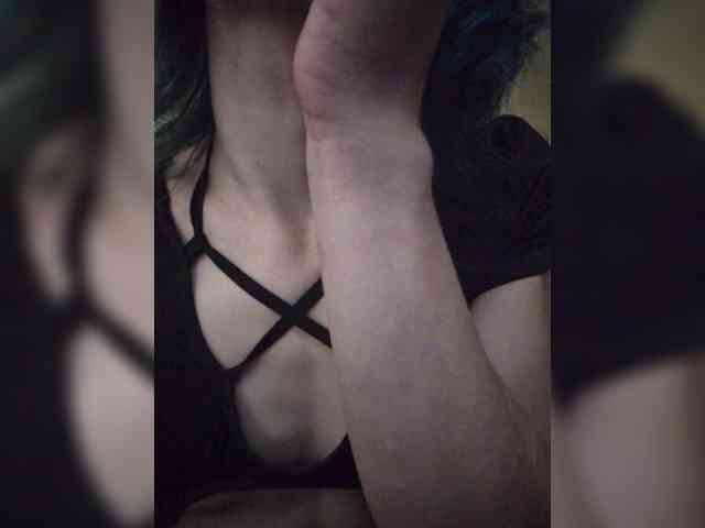 sexyalienka webcam