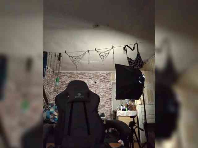 sexyalienka webcam