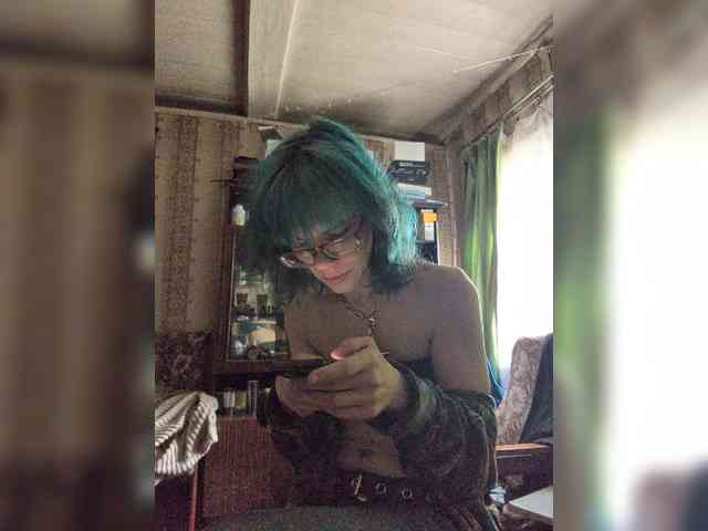 sexyalienka webcam
