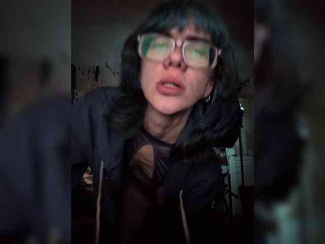 sexyalienka webcam